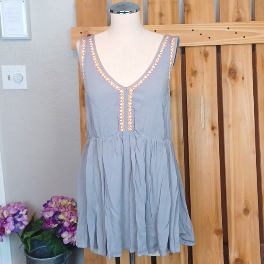 Torrid Gray Embroidered Tank Top NWT